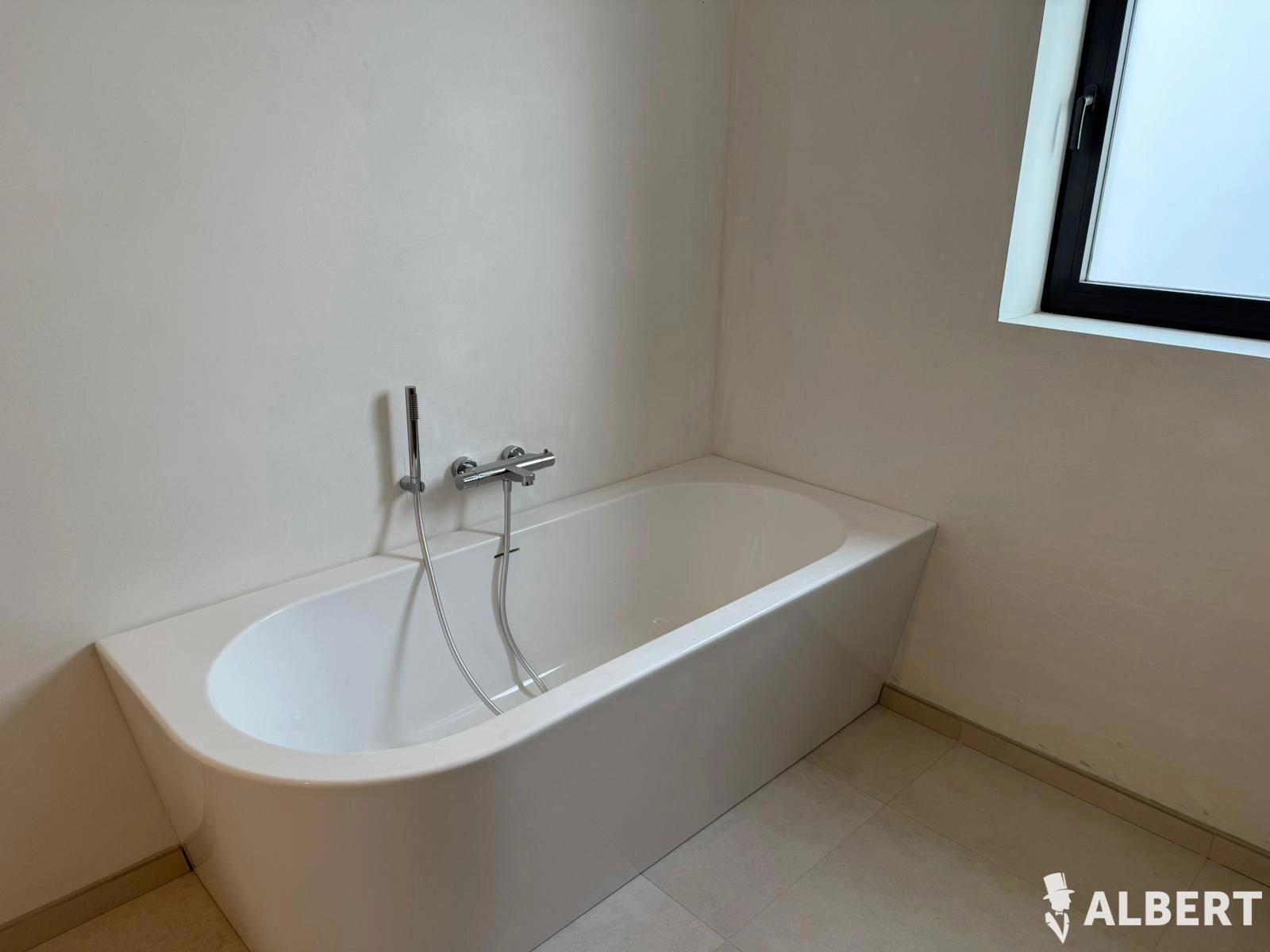 246693cd815f4a1aa26136554a26adb0 photo