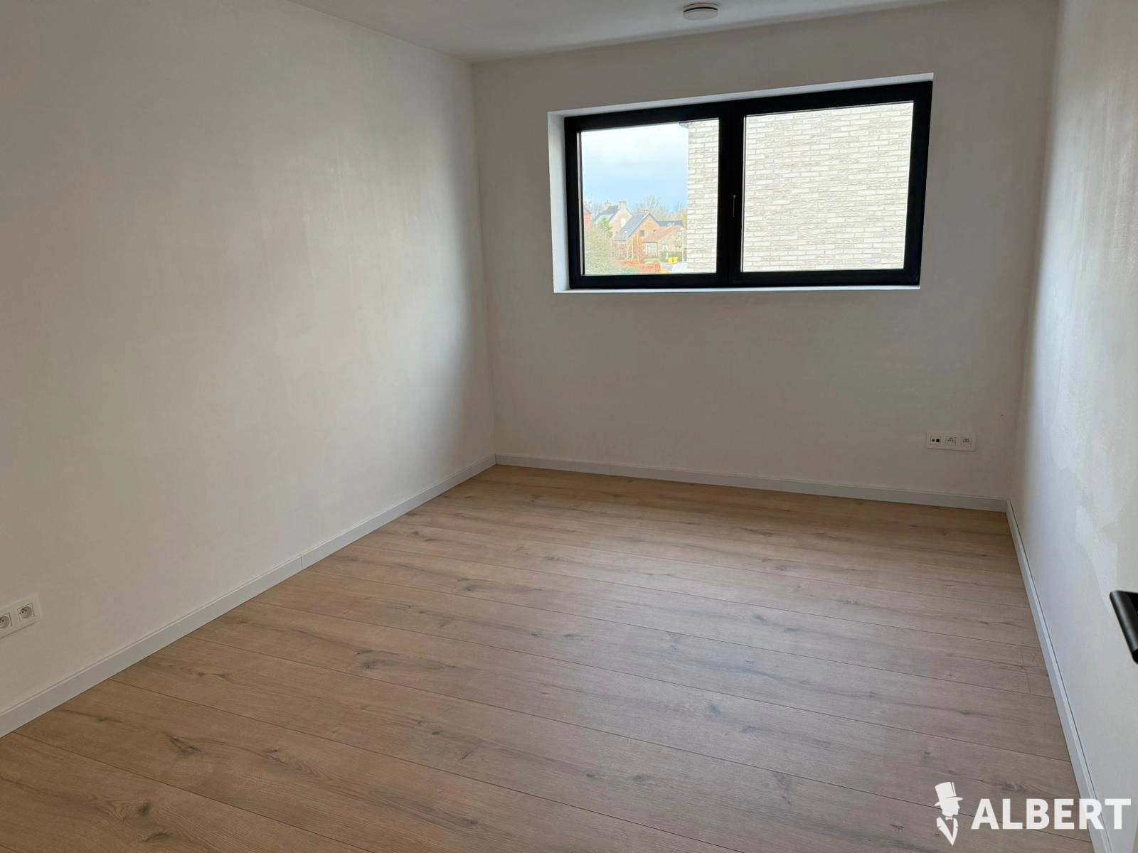 f8653a1b3b96441a9971187acec553bb photo