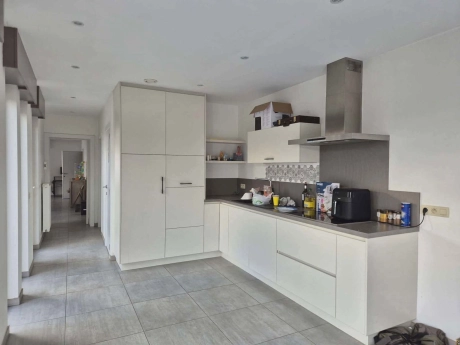 25b32d255b1c490597d99e73c9f151b9 thumbnail