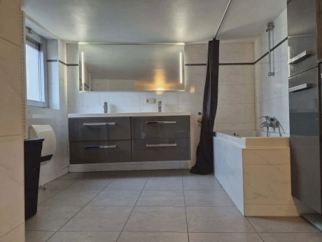 87af6b39b3eb41bdbbb41de874fa2e89 thumbnail