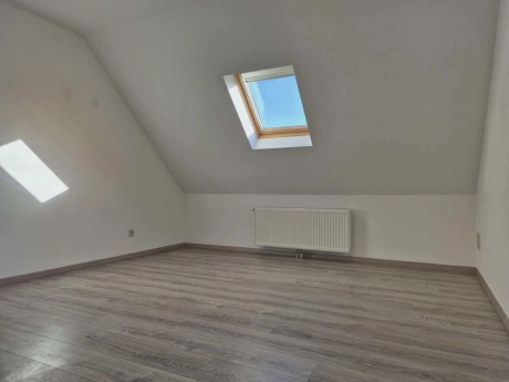 911bda2209c44626b95101a617c82d90 thumbnail