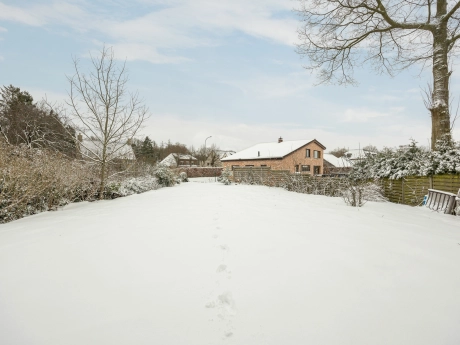 d8ebb0c3e3b044d6a4668bf17797cead thumbnail