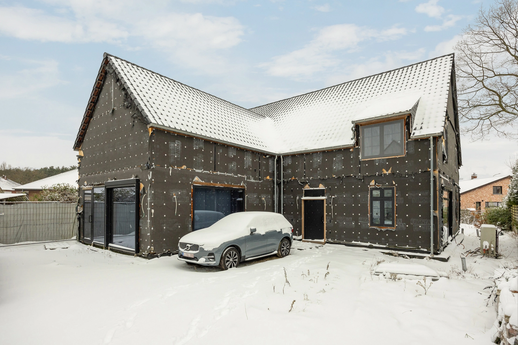 e1871266f3e94f72b934662b04532932 photo