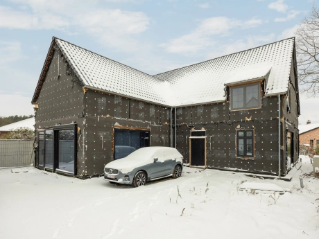 e1871266f3e94f72b934662b04532932 thumbnail