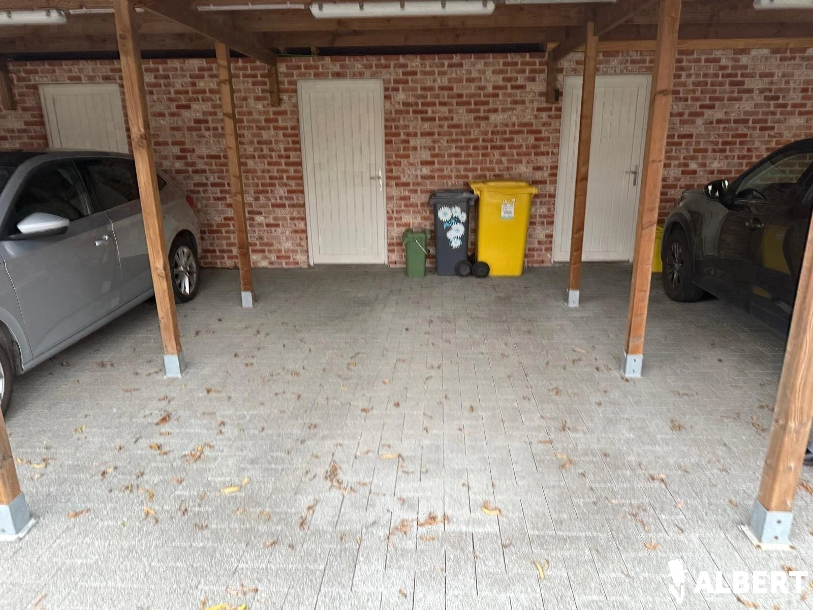 453975d7cd504db0a2543ae93e2564a4 photo