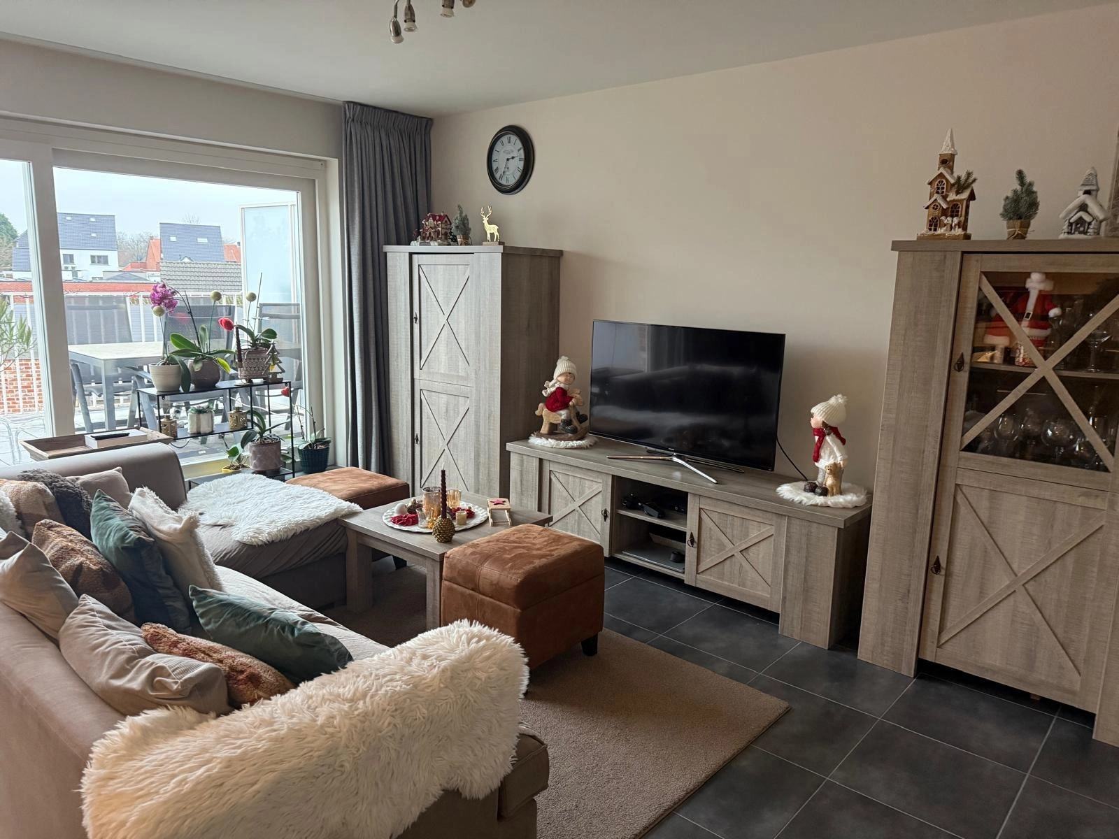 9982a18665a648049f073ea97eefe51c photo