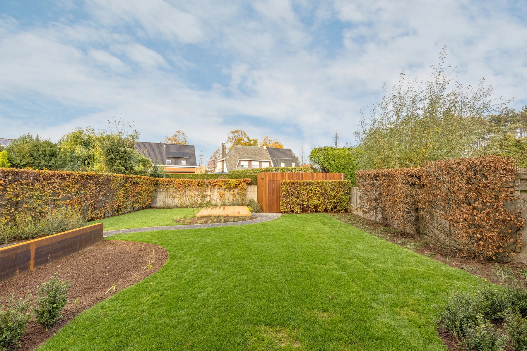 023c93e75d4e4f31af7f58a37abc991d photo