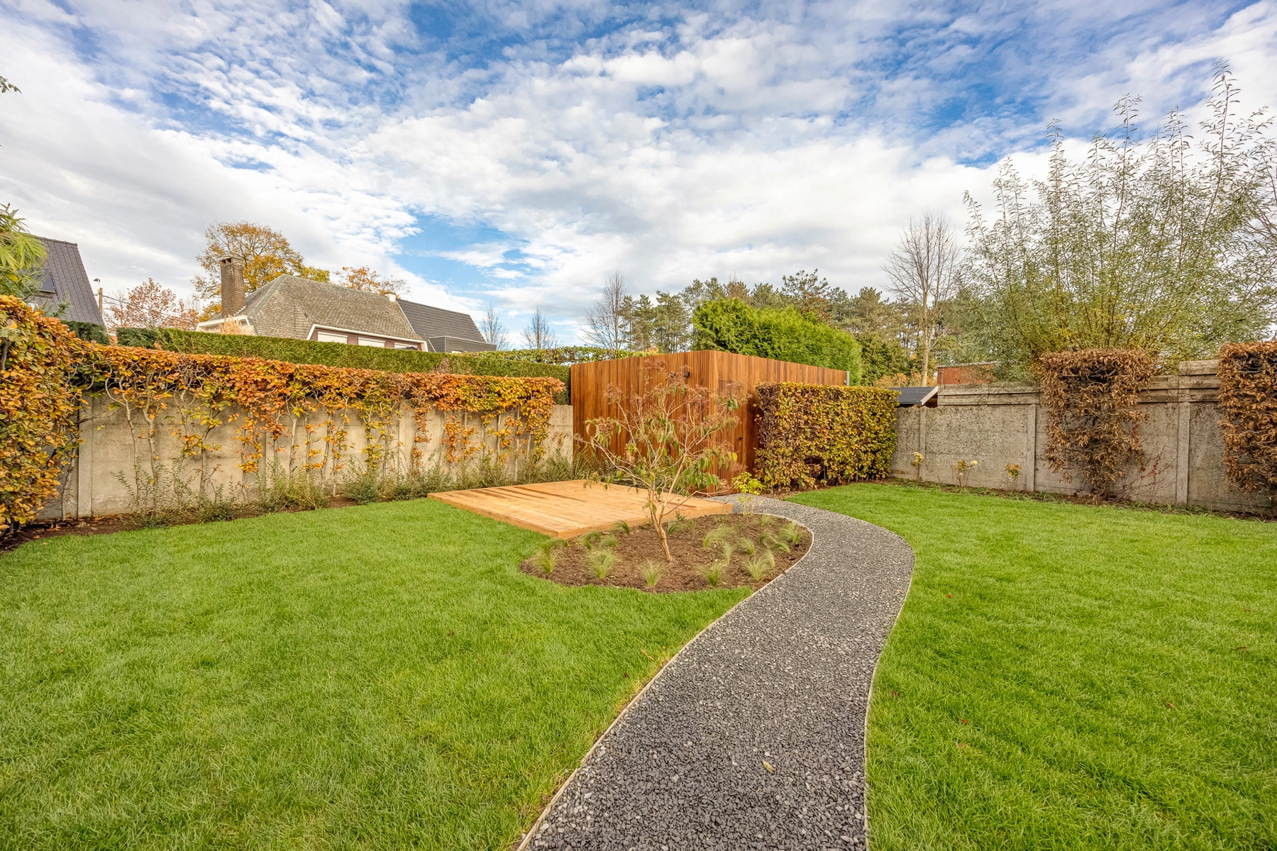 17a6d762aee74924898aec8241799320 photo