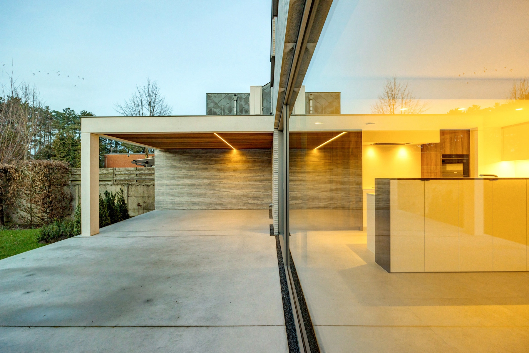 2a0c5985d7e84e90b16fc1d6be23cf43 photo