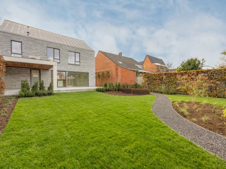 3fc4d3ebb78941dd82df578e1eee93e5 thumbnail