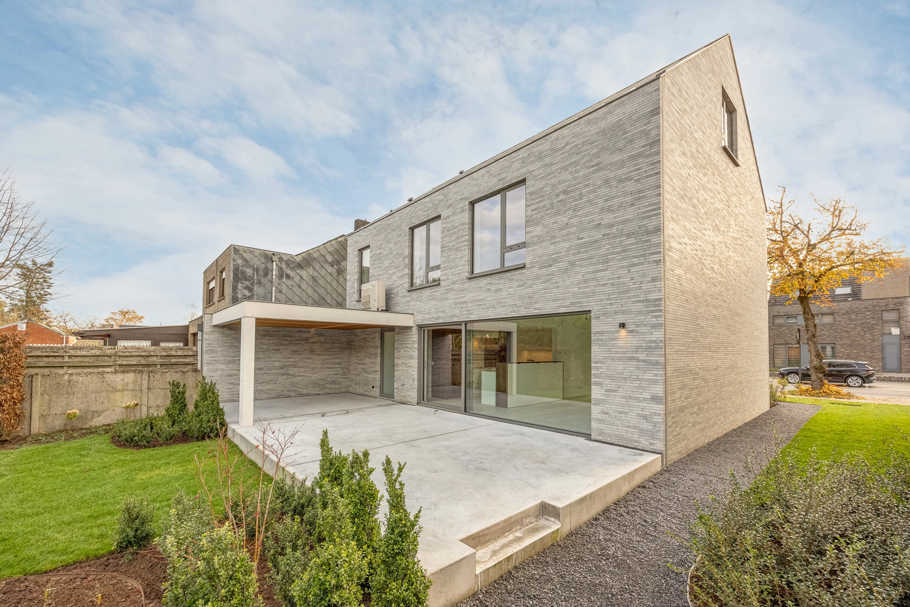 693fd0191f0f437ca18669dadbb460ed photo