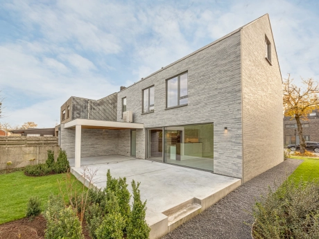 693fd0191f0f437ca18669dadbb460ed thumbnail