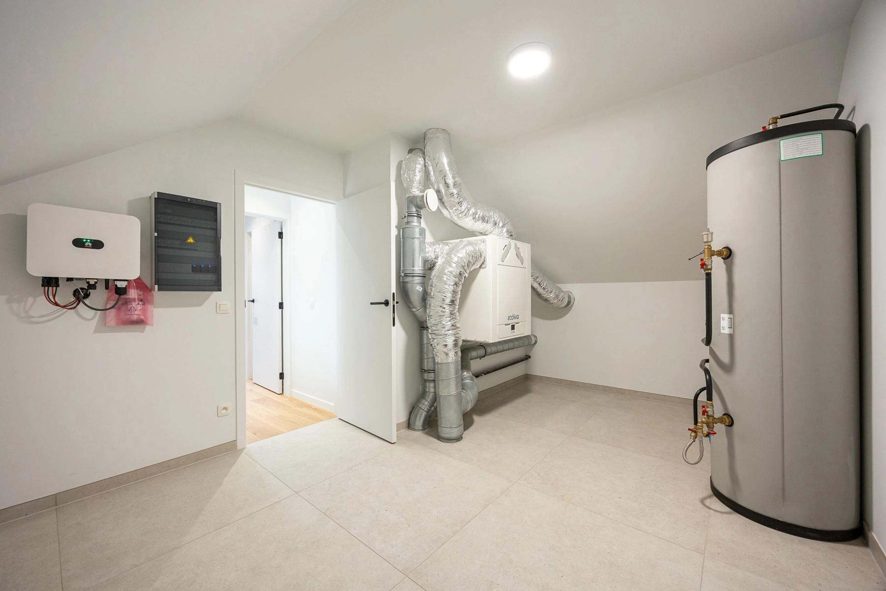 9ece7d2ac7a94175ae41d93eaccc635b photo