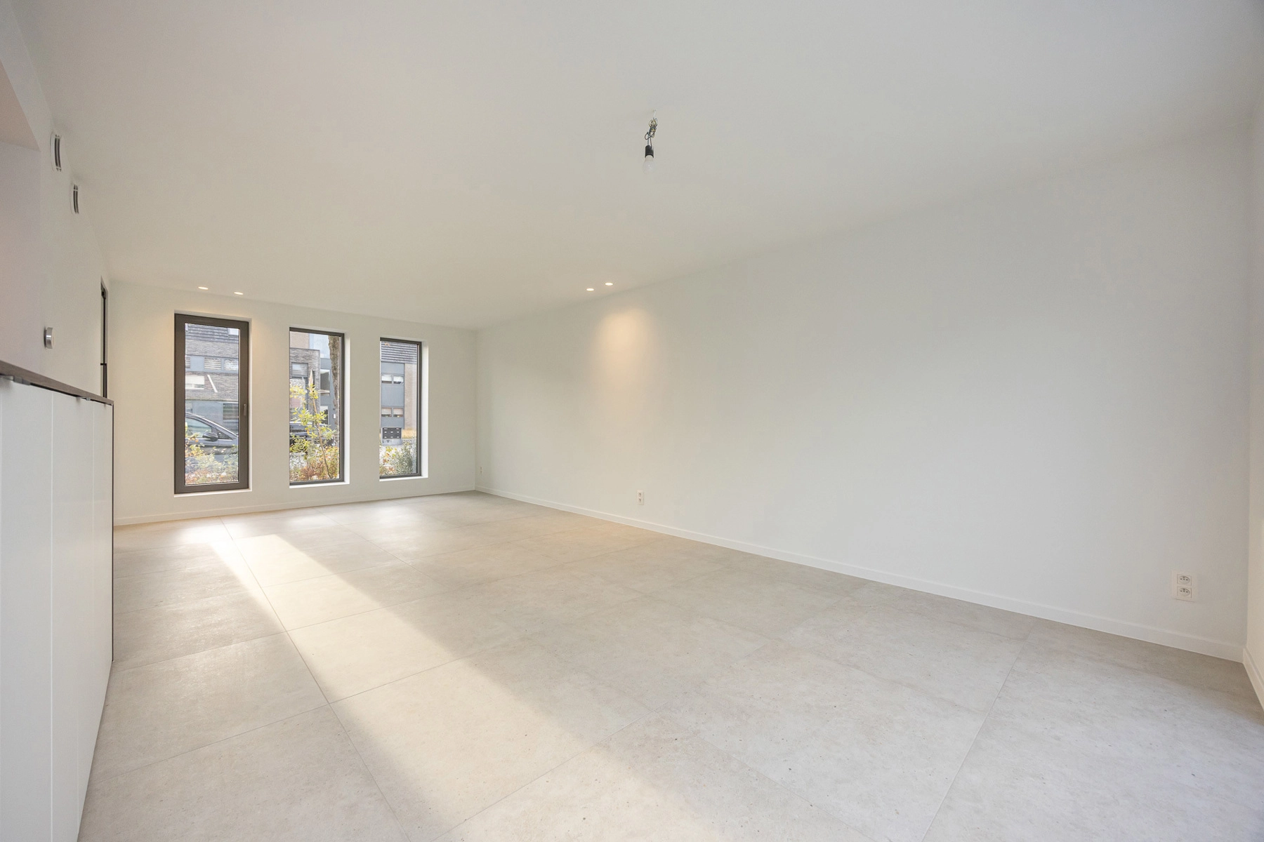 9f1abd5963e140d1b60d7c7172608303 photo