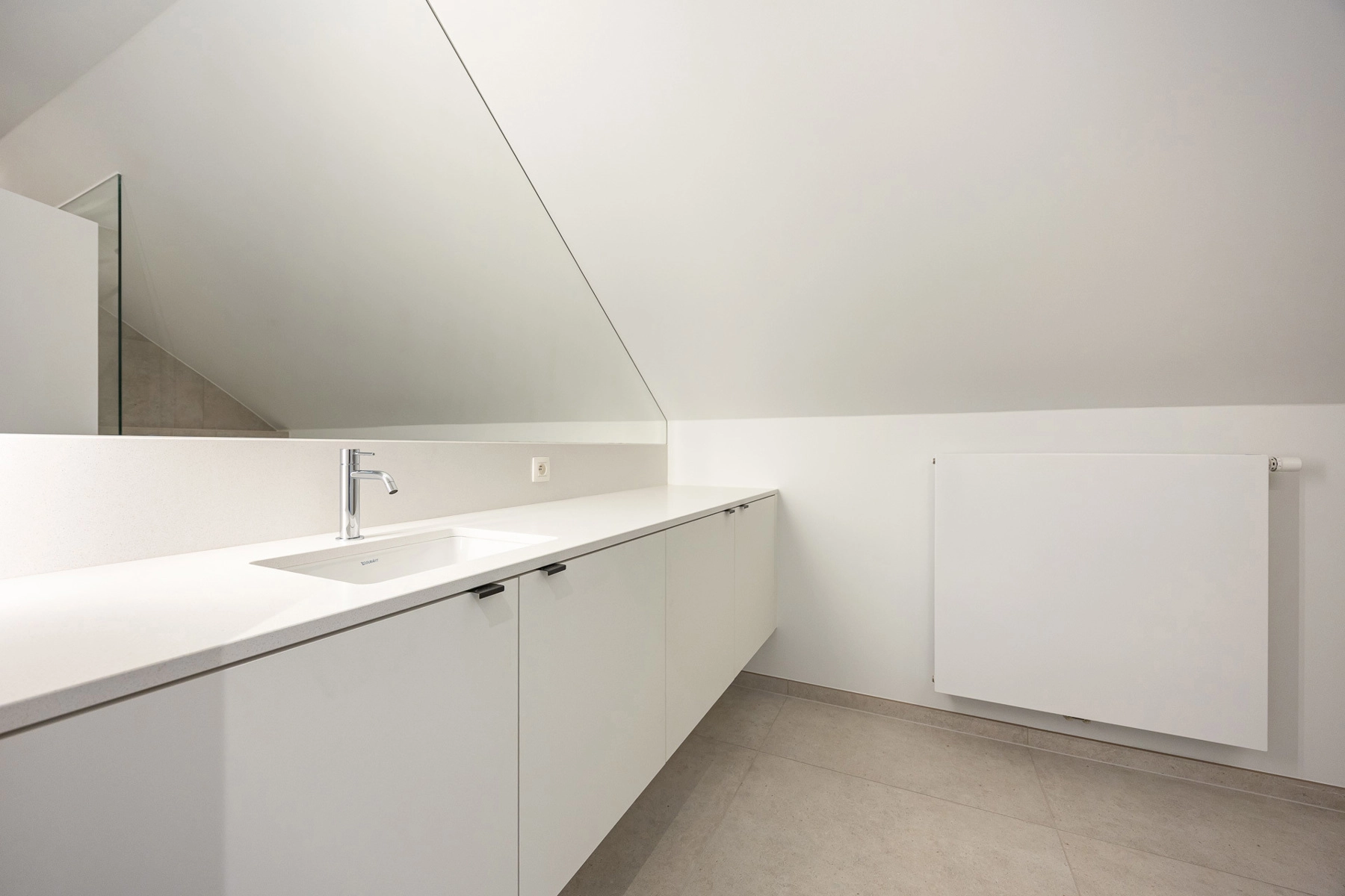 a8b80b75d7b348728cda6b924e904dfe photo