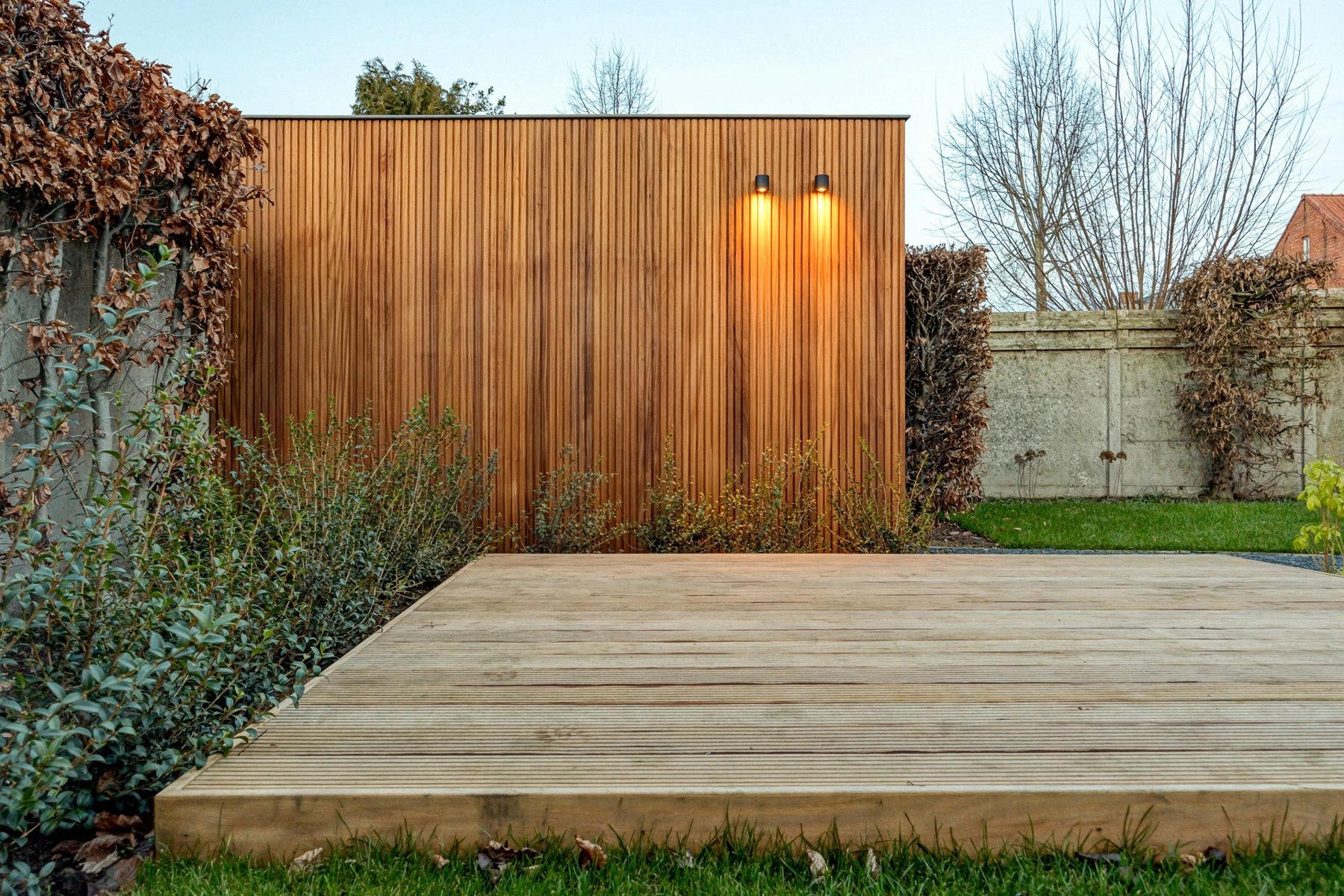 f1bec2a1702d4411991fe995a6ad18bc photo