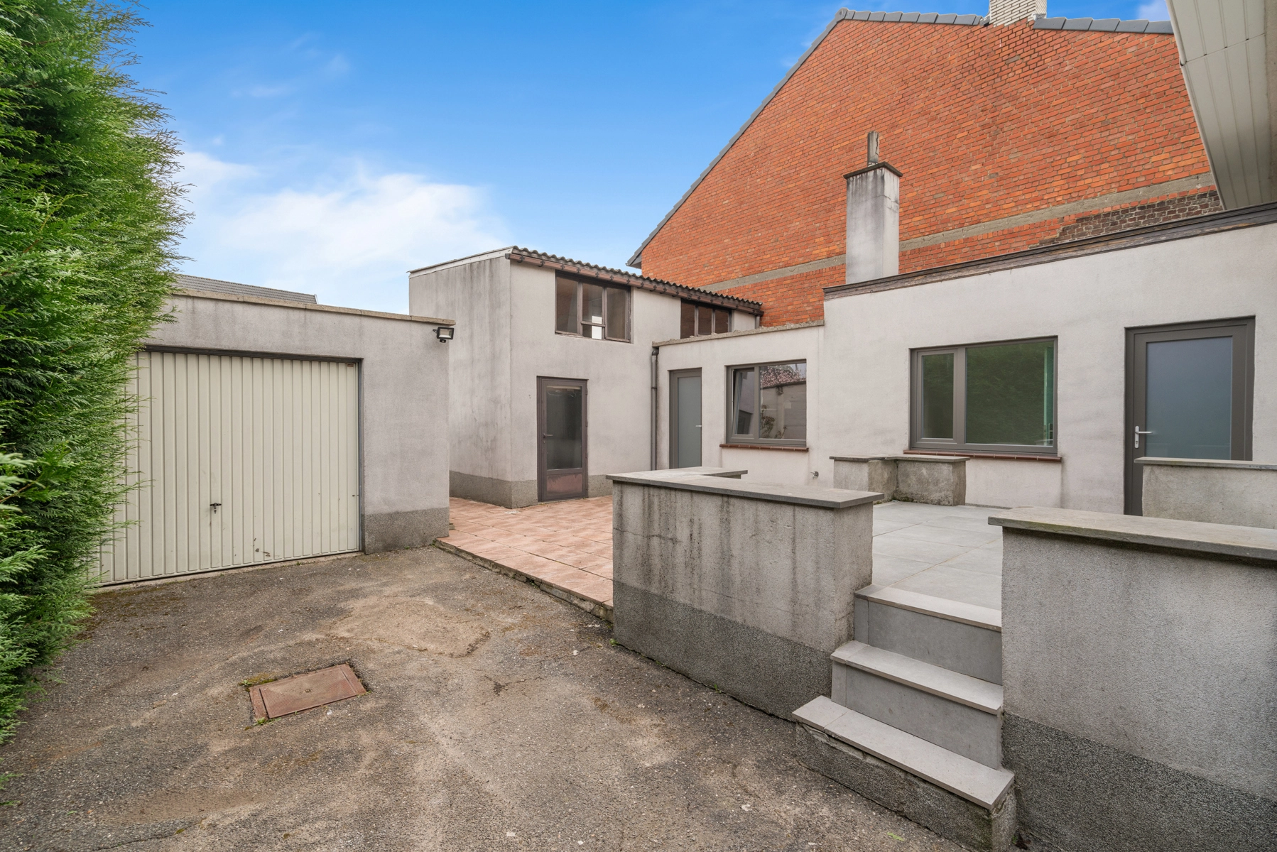 fdcc3bdd06c54873ae00bb7af68f0794 photo