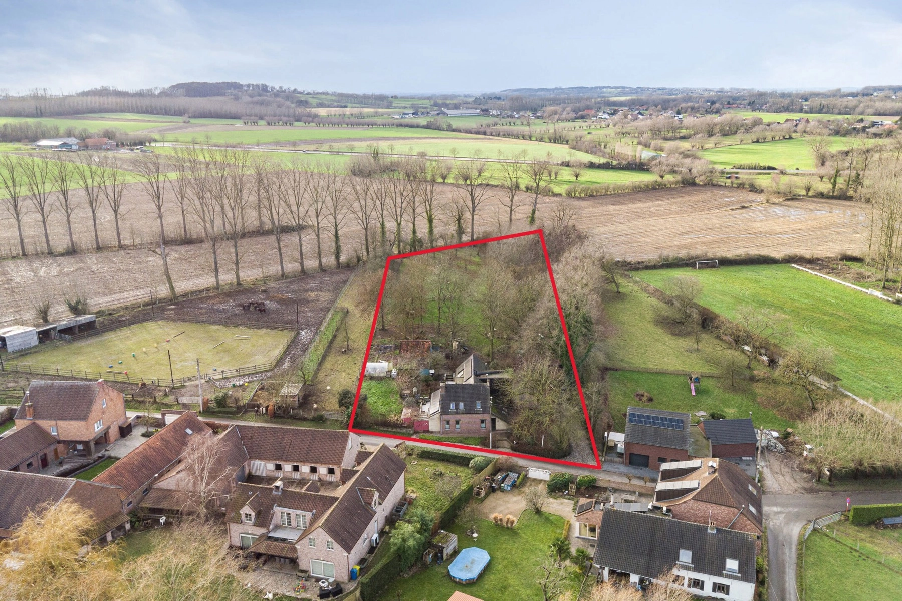 d0e40e5c74a849c9a106f5c81f3d0102 photo