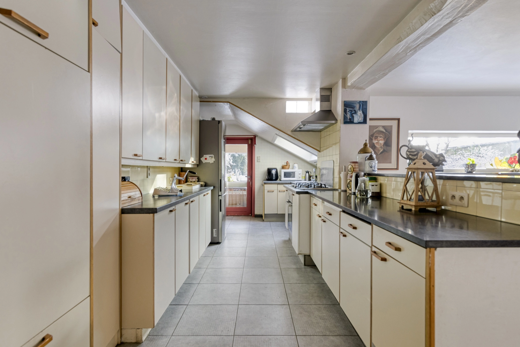 fcc461f07602464a8d828145dacc5863 photo