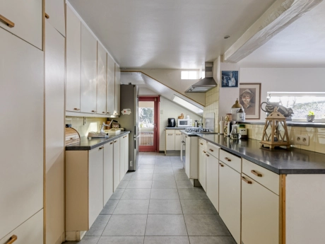 fcc461f07602464a8d828145dacc5863 thumbnail