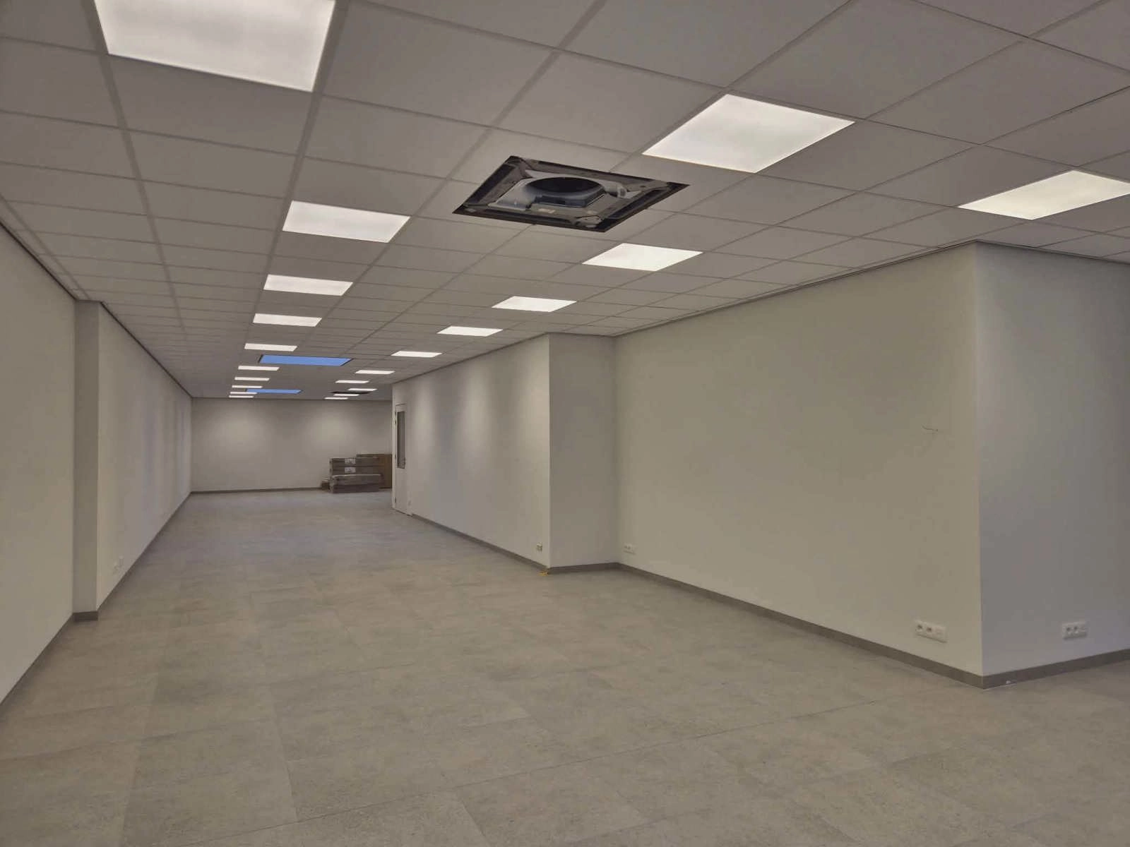 548e629d251e471a9e939e639a128cf7 photo