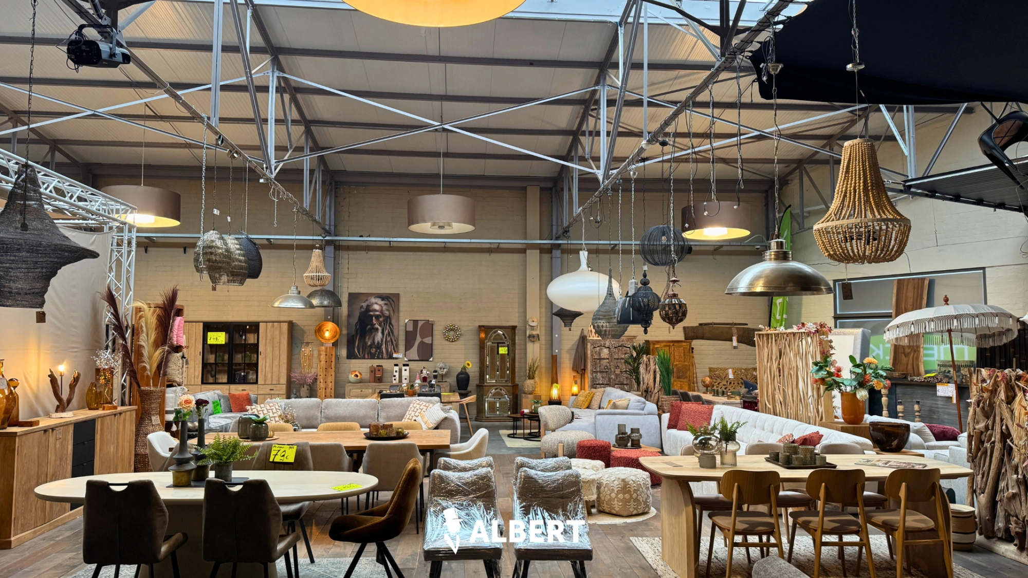 ea537e95f5ee4c7687bd601f5c3de337 photo