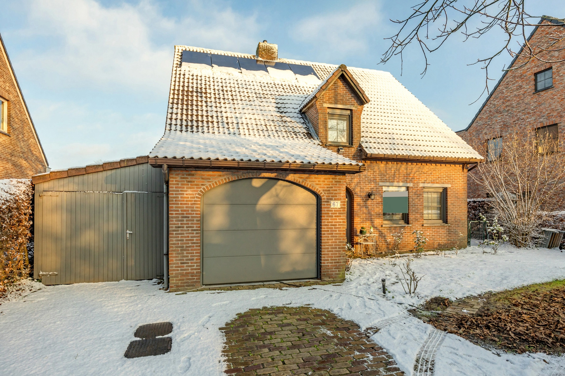 4fbde2a8af1646f697218b49bc0aebbd photo