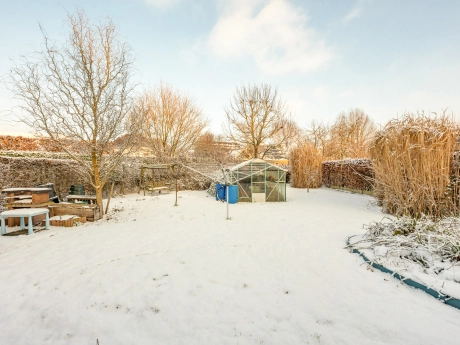 98376fd9e42f48ceaf090a9b08da086f thumbnail