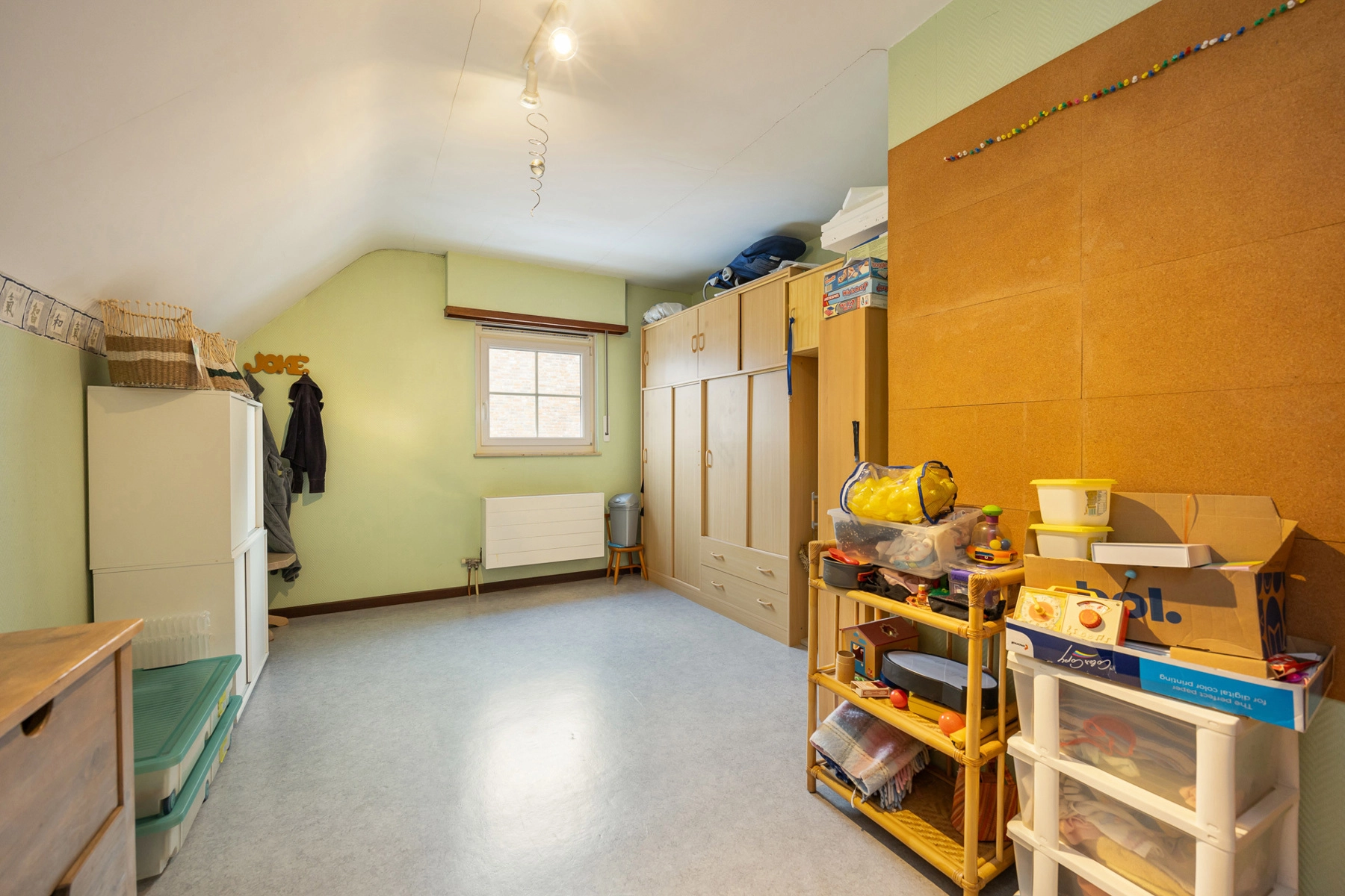 ca126e6533434229bb9e83e3c2ecbb21 photo