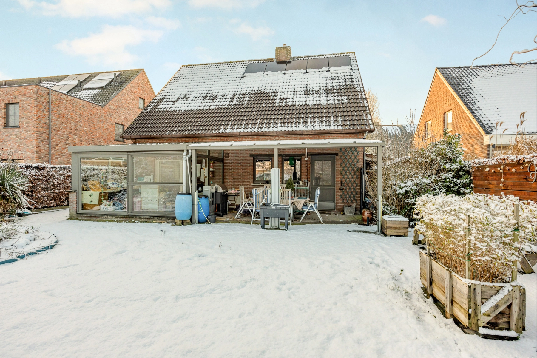 fcf5319a2eac40d9a8ac401e6d4e5e80 photo