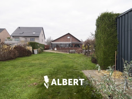 61e7aaf0f7654e49bc1563c95754e1bb thumbnail