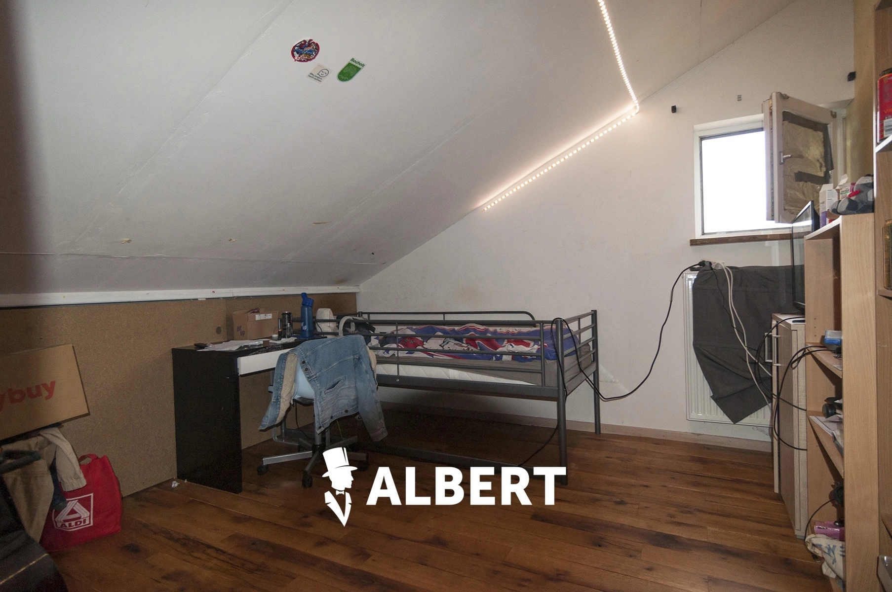 d719b2994b6044c3975468d35bc37c0c photo