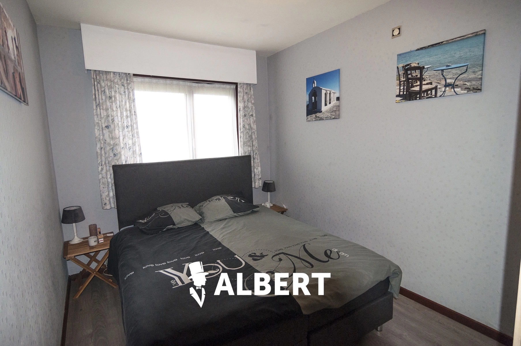 fd3ef92830b744d18e5eb1fff650e455 photo