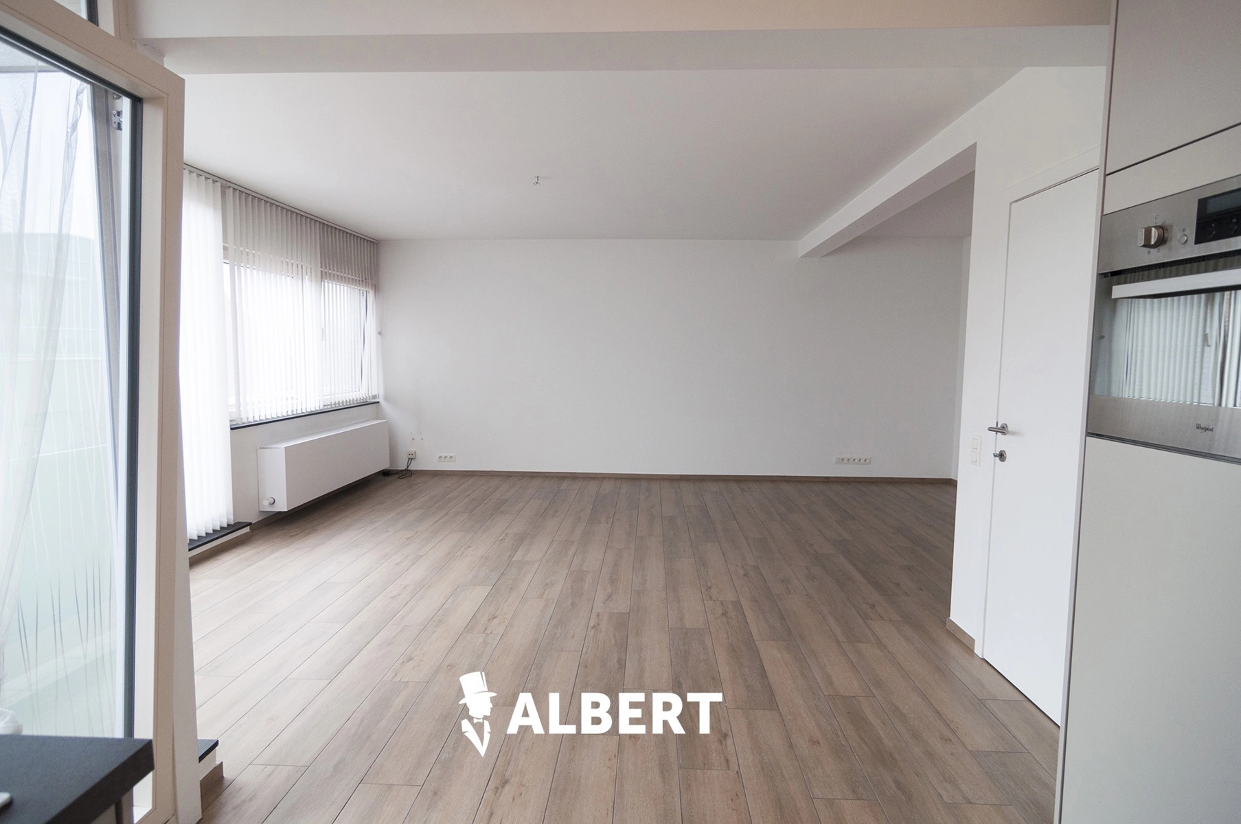 f2cdbf7998fe4f098793ed9c2a95d059 photo