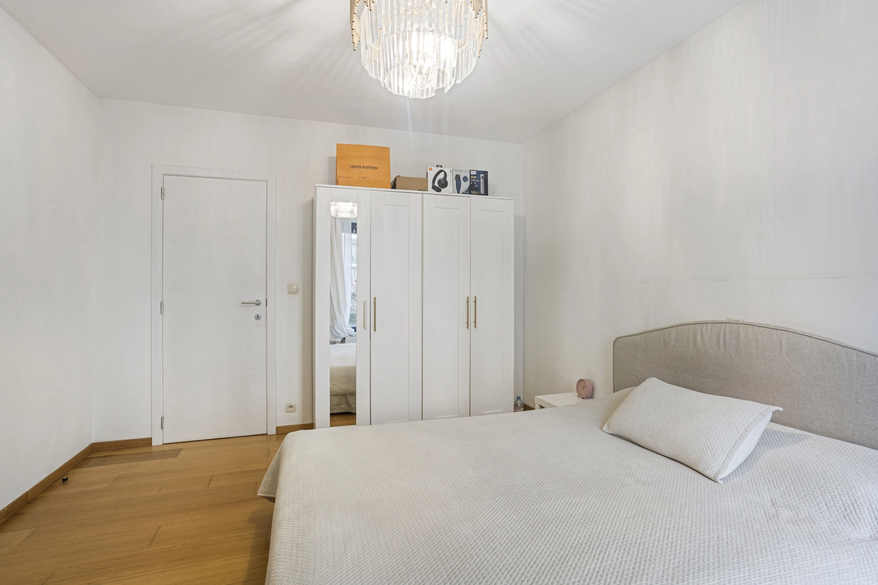 9465423dd3324bbf9979894c00d30c04 photo