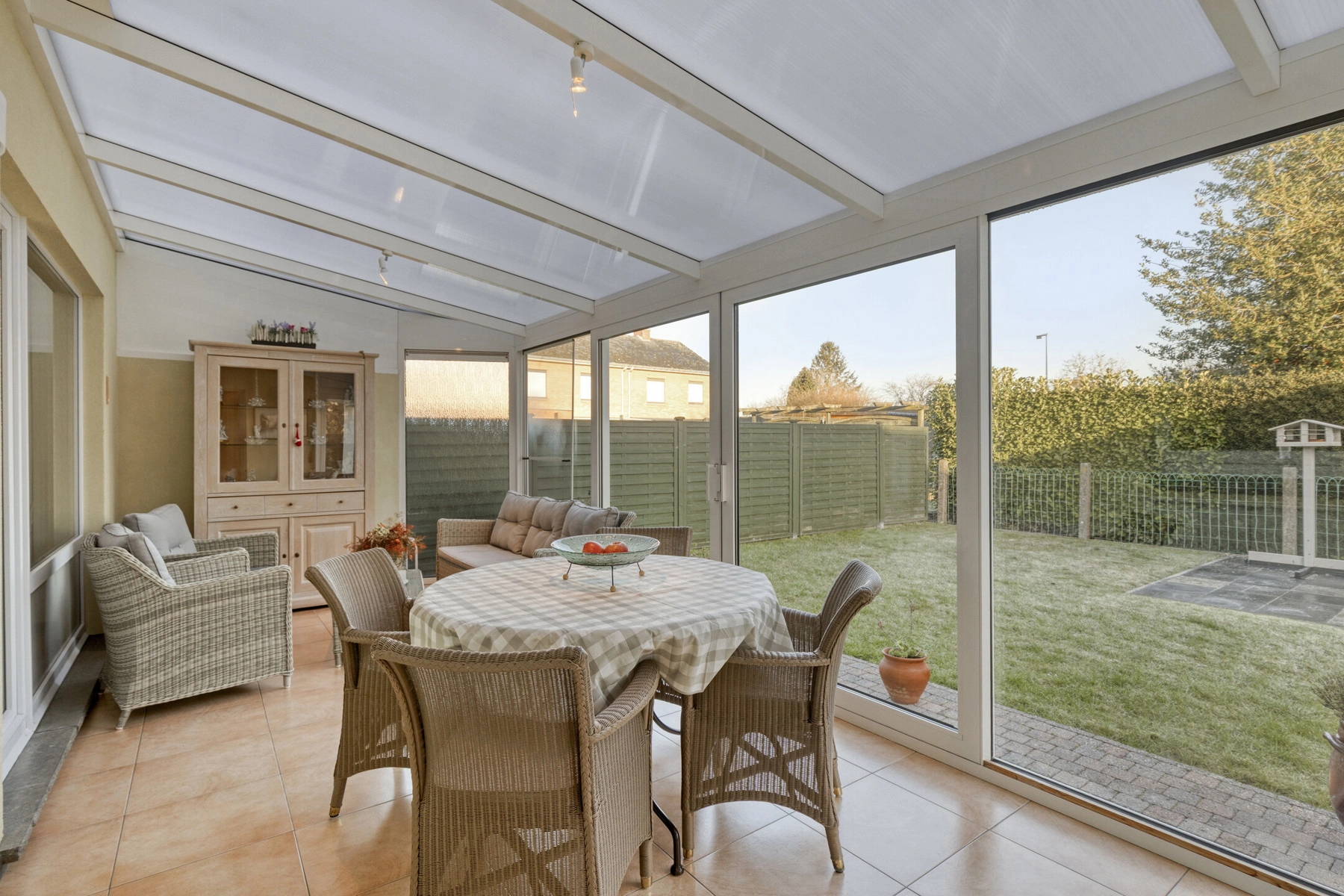 17303bd2f84a43c7b2406fdfeb5e60b6 photo