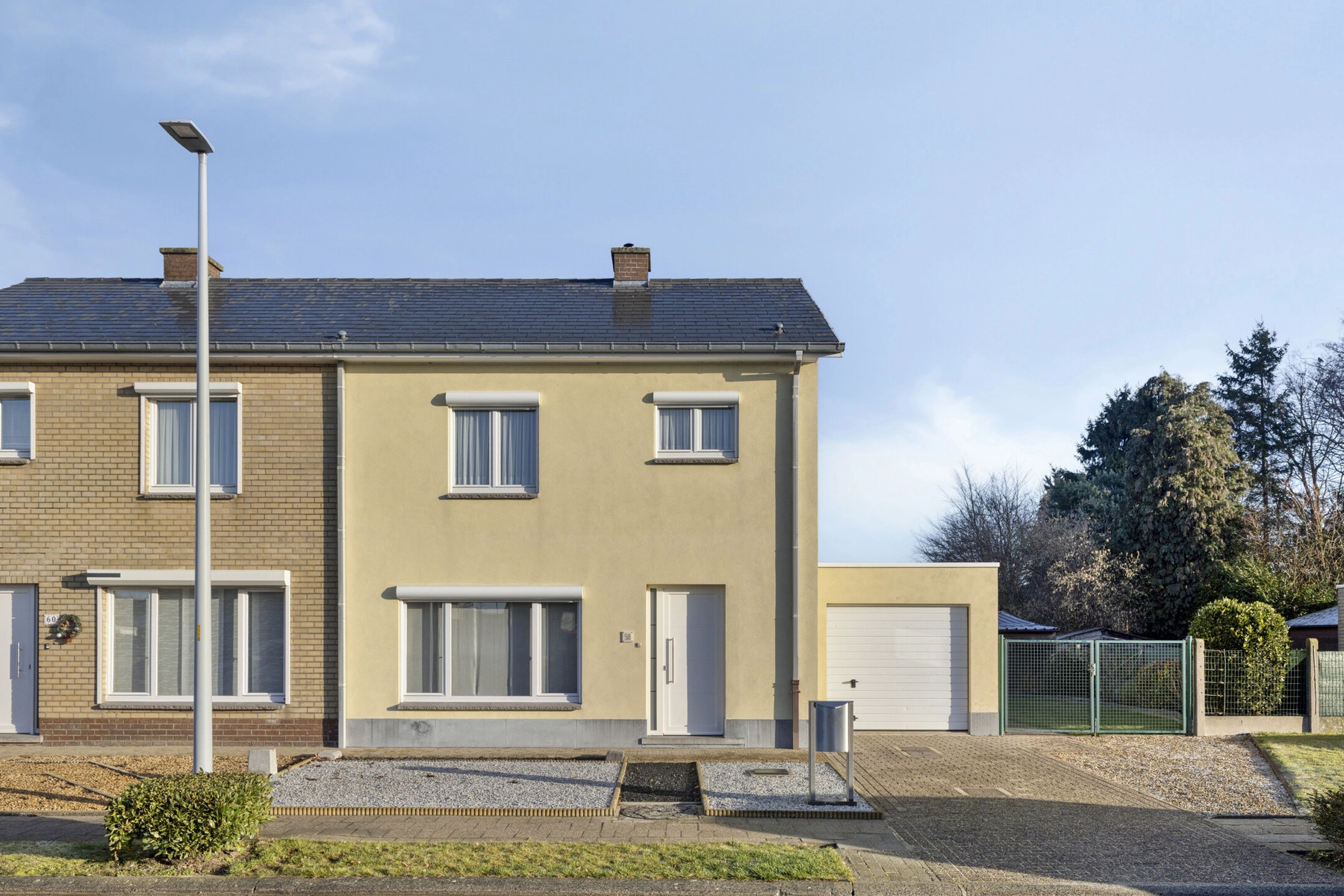 41c6e3fd0cf24d9ca564ea1c06615d79 photo