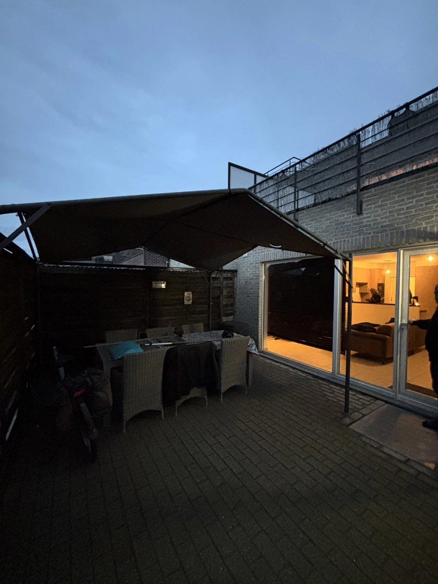 3b09920ac9844b539e912cd916f0dc91 photo