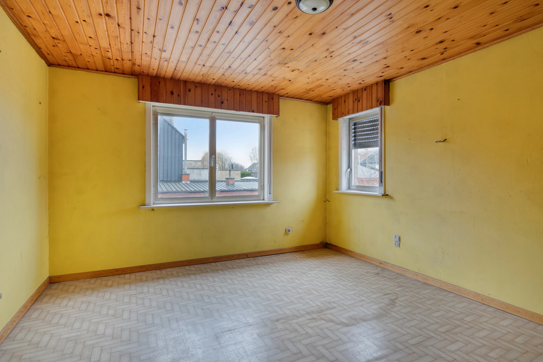 6d64480ffa244f98aa6d77cb51510b57 photo