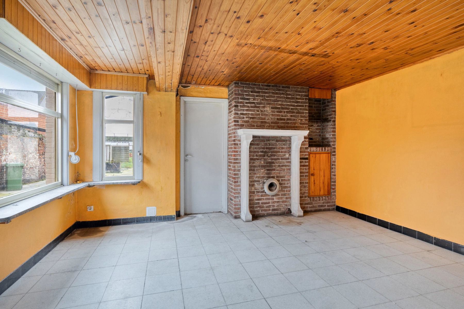 b08ea97b7850480d880bc8f59f54c459 photo