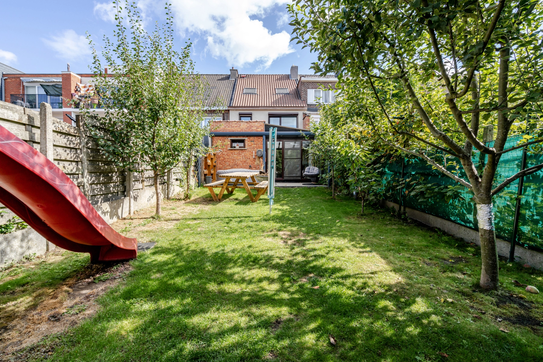 7b39e1c4fb6246ca86a89ebb2396ccbb photo