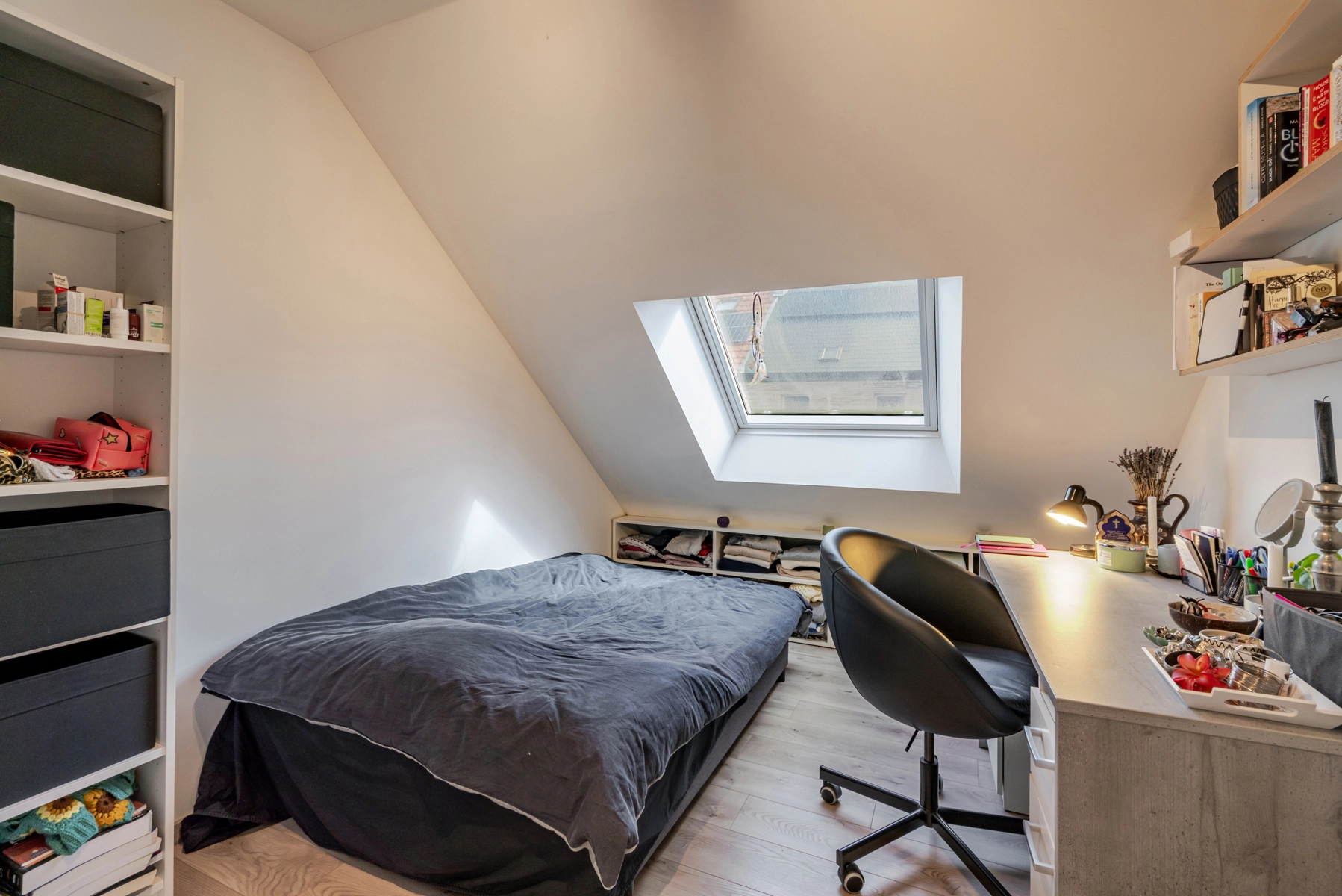 957fb18f063b495aa619f14d5f92bed1 photo