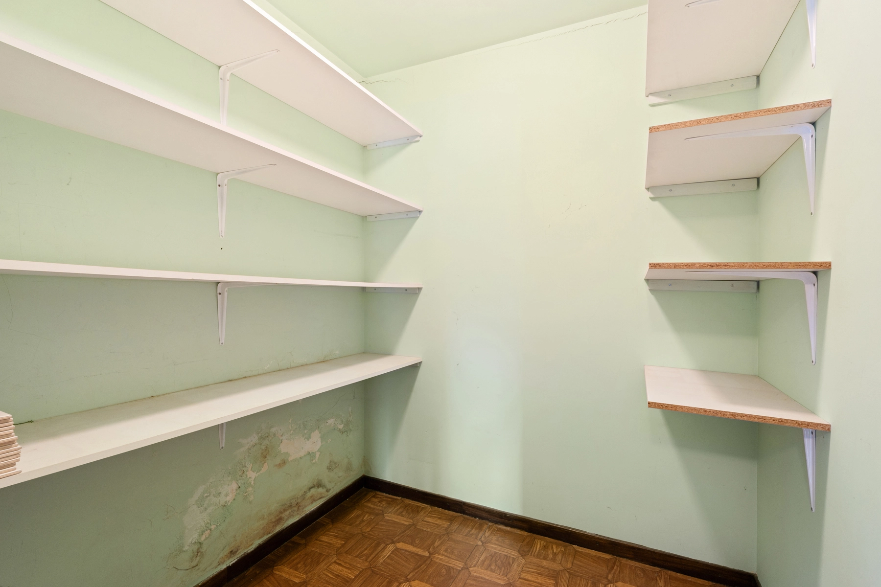 9ec618d2019c4860ae8d5ab635d9e690 photo