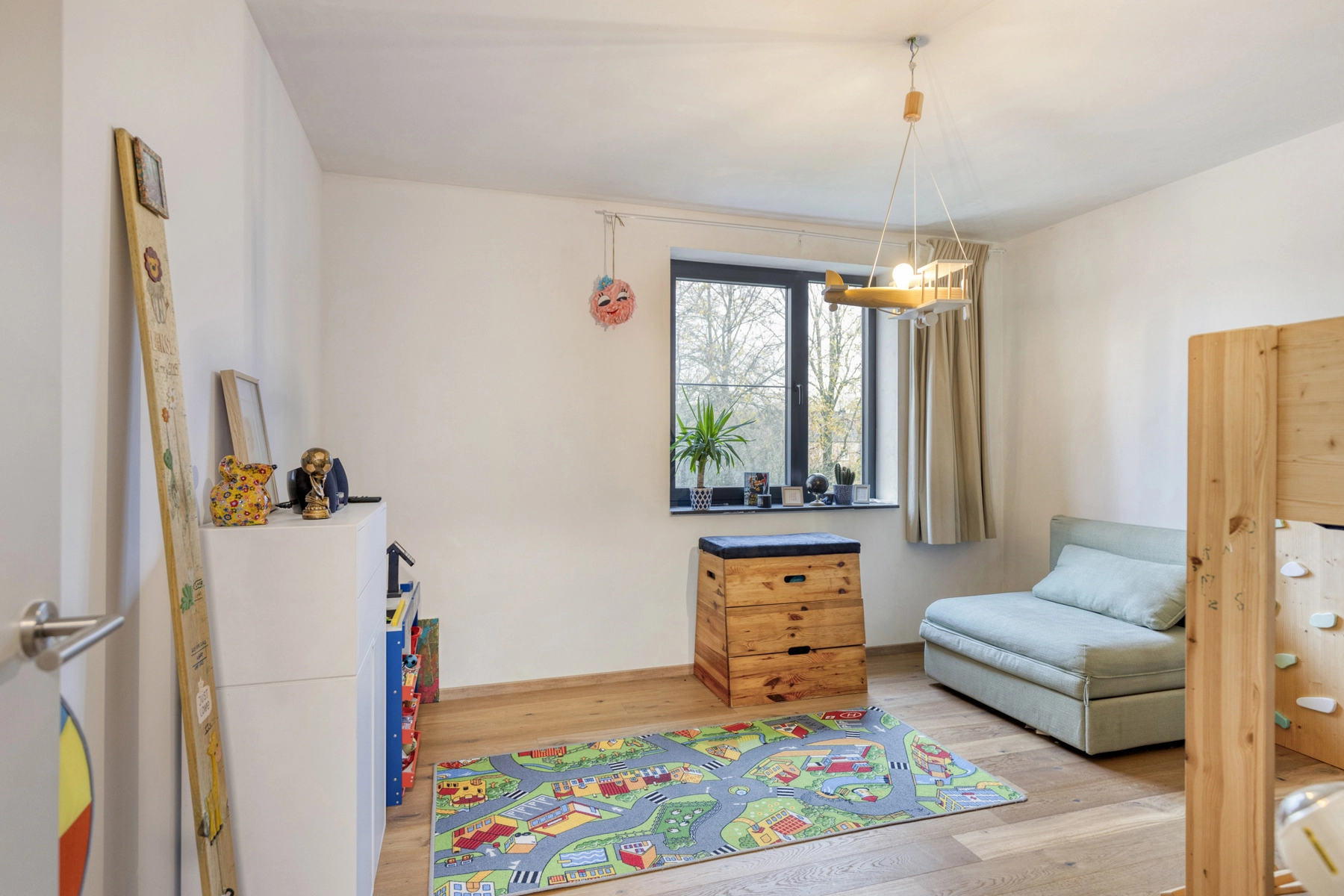 33b6134c8cf24b5db139464e7240e365 photo