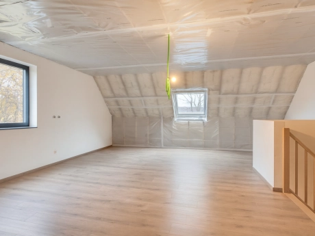 ed0fc985a3f94a5fb930ee5d72964fdd thumbnail