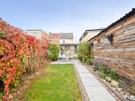 121dfdc106964ed784233751d8df7f5a thumbnail