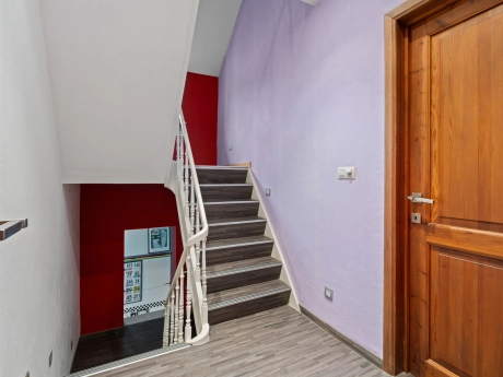 c96bd0f300834f149e08a3c3c2d7dede thumbnail