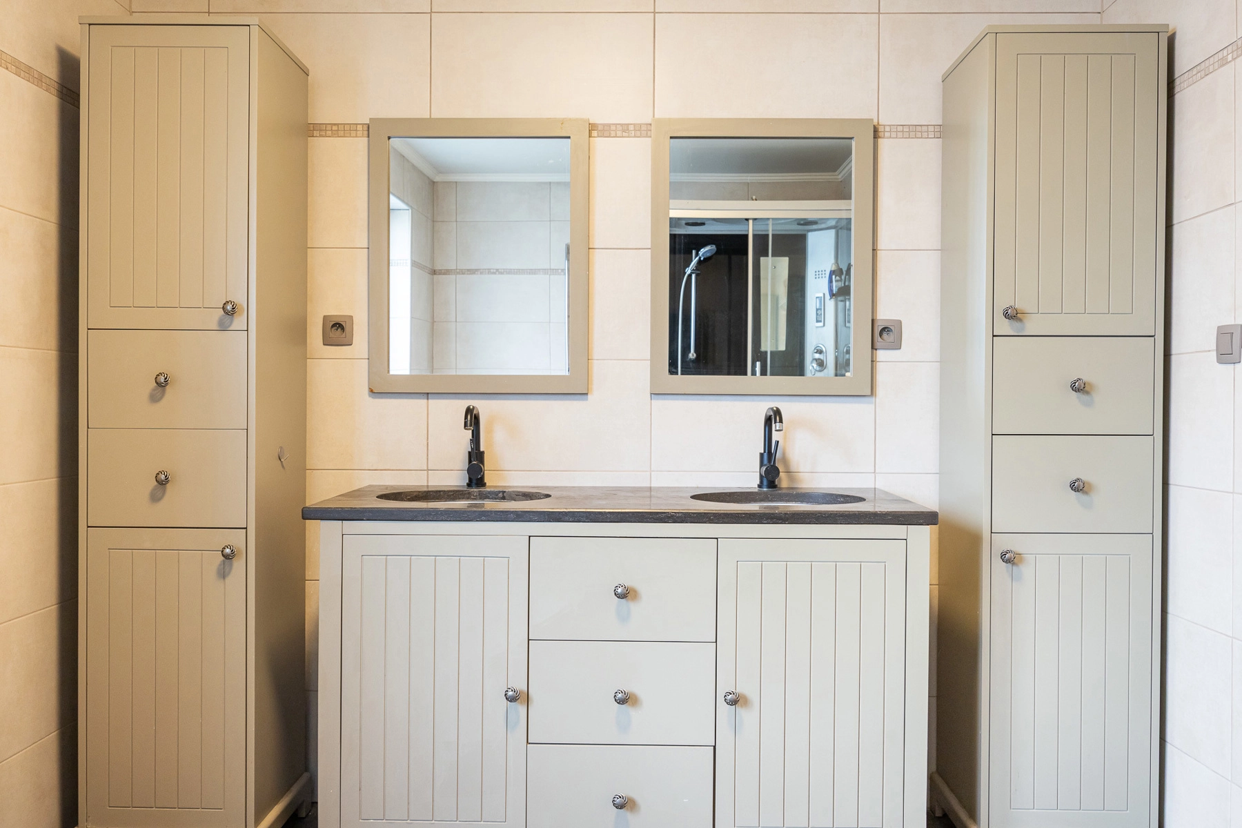 1101869edf504dbd8e6b2ea1b104c98c photo