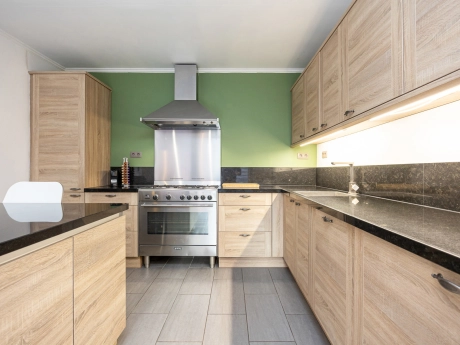 92964e5b8f874e3787fefbac38c7d006 thumbnail