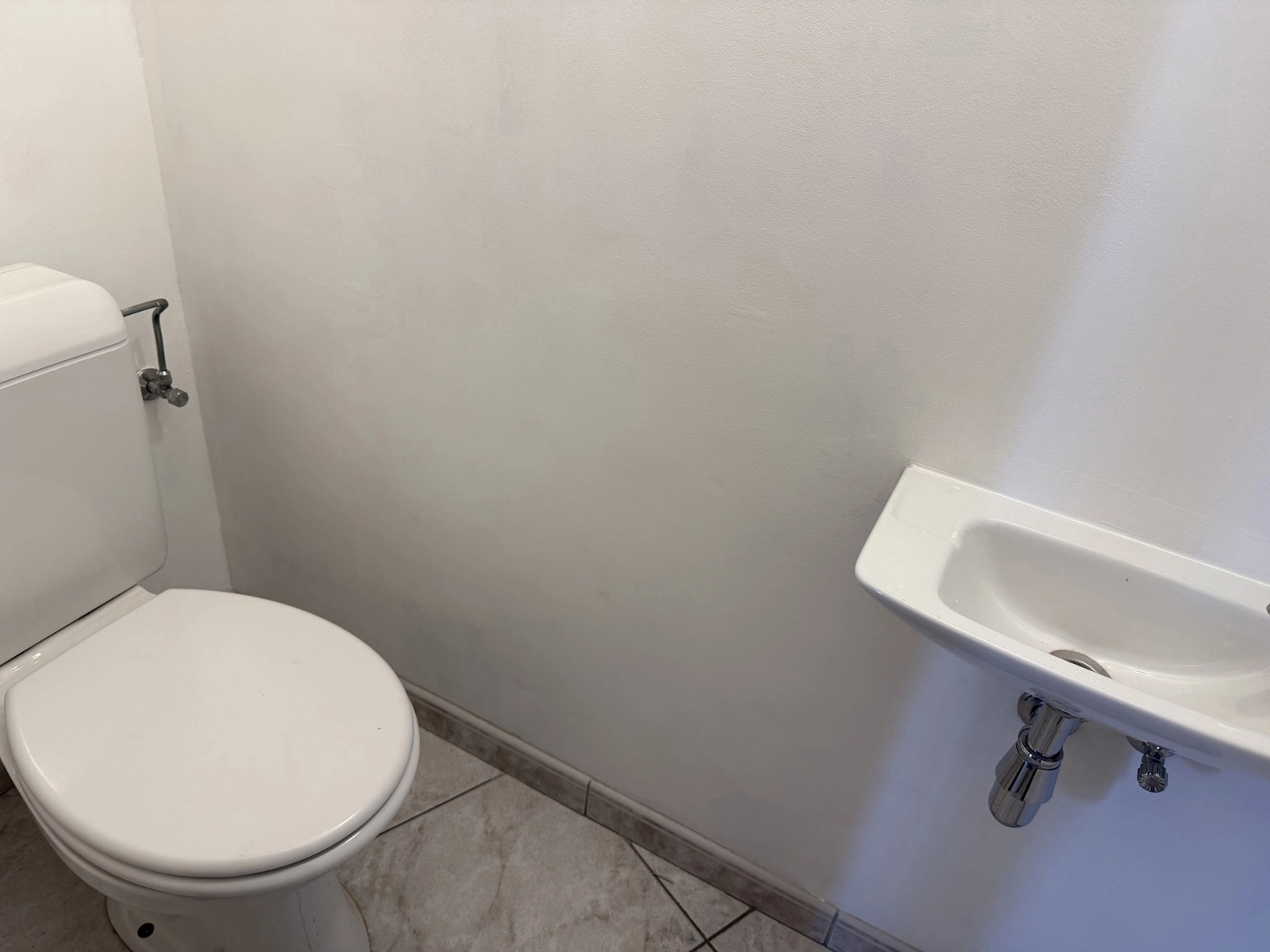 ca206a643c9042fbbeb26e0c60317f91 photo